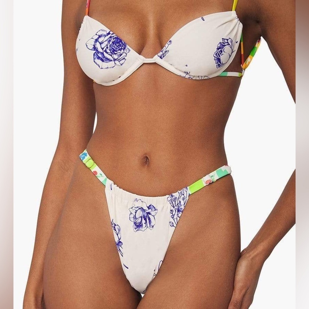 Weworewhat White Multi Ruched String Bikini Set Size Top XL / Bottom M
